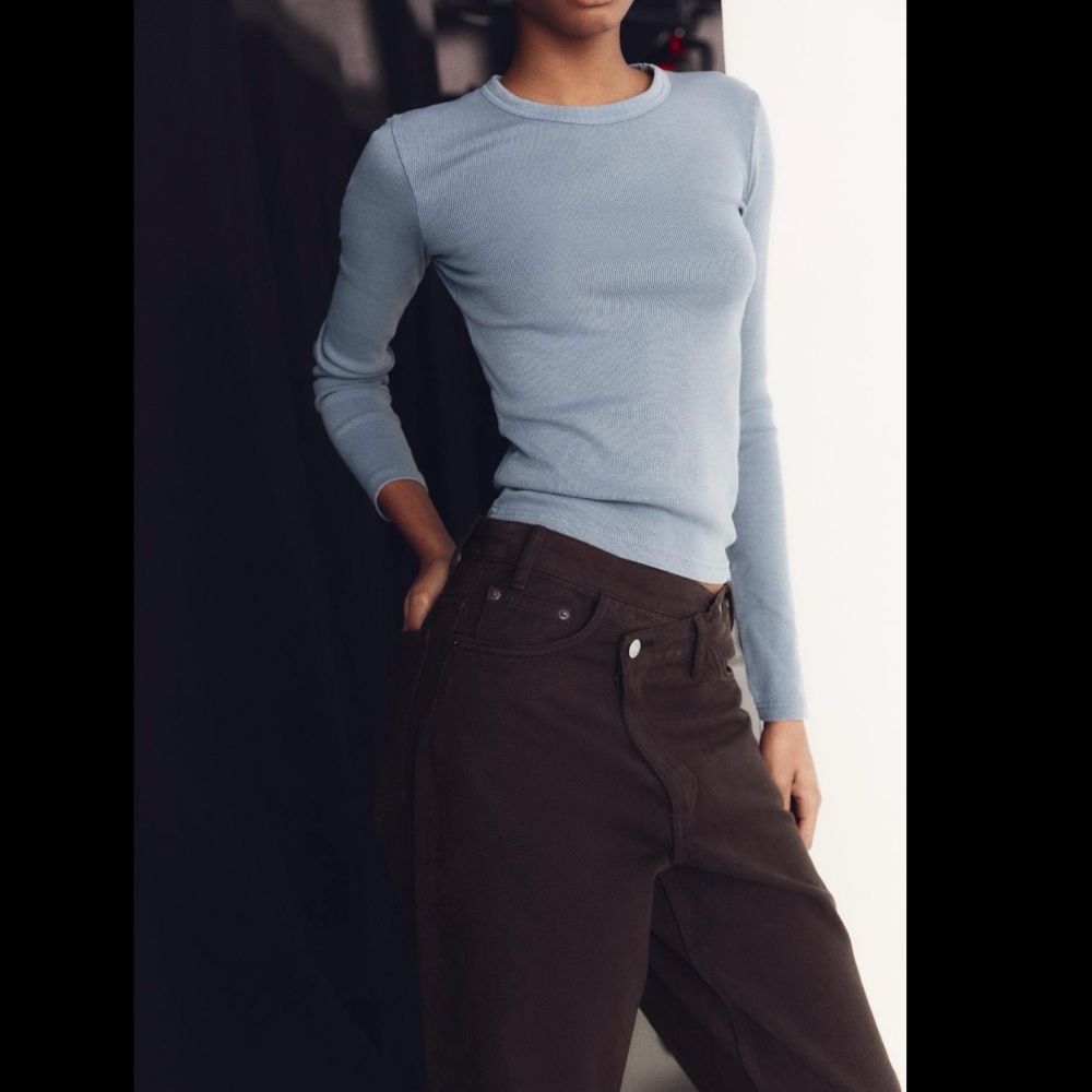 Zara Light Blue Ribbed Long Sleeve Crewneck Top